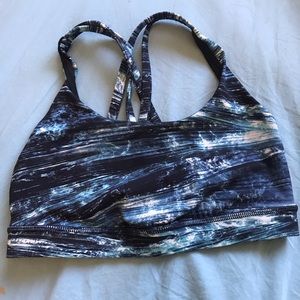 Lululemon “Energy Bra” size 6